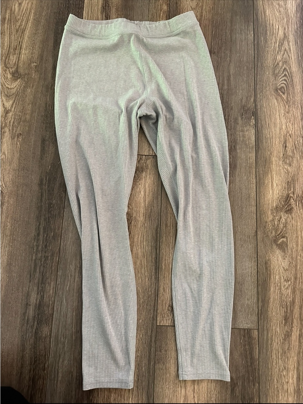 ALO Yoga Ribbed High-Waist 718 Blissful
Legging Athletic Gray M